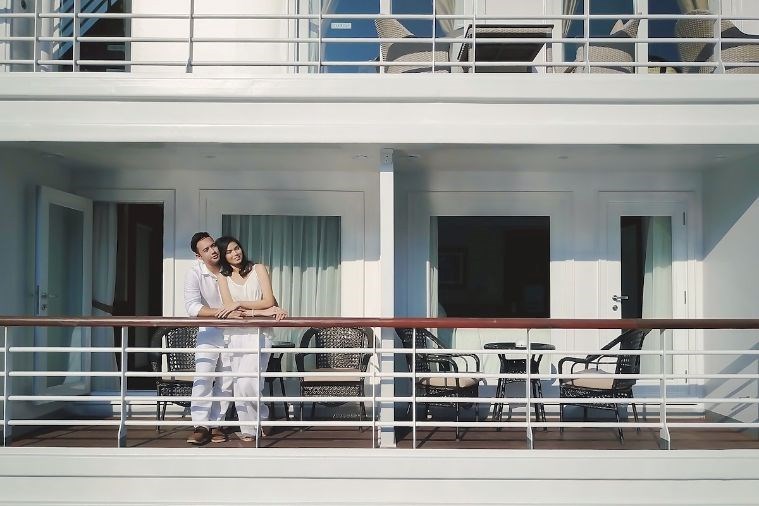 Du Thuyền Paradise Elegance Hạ Long